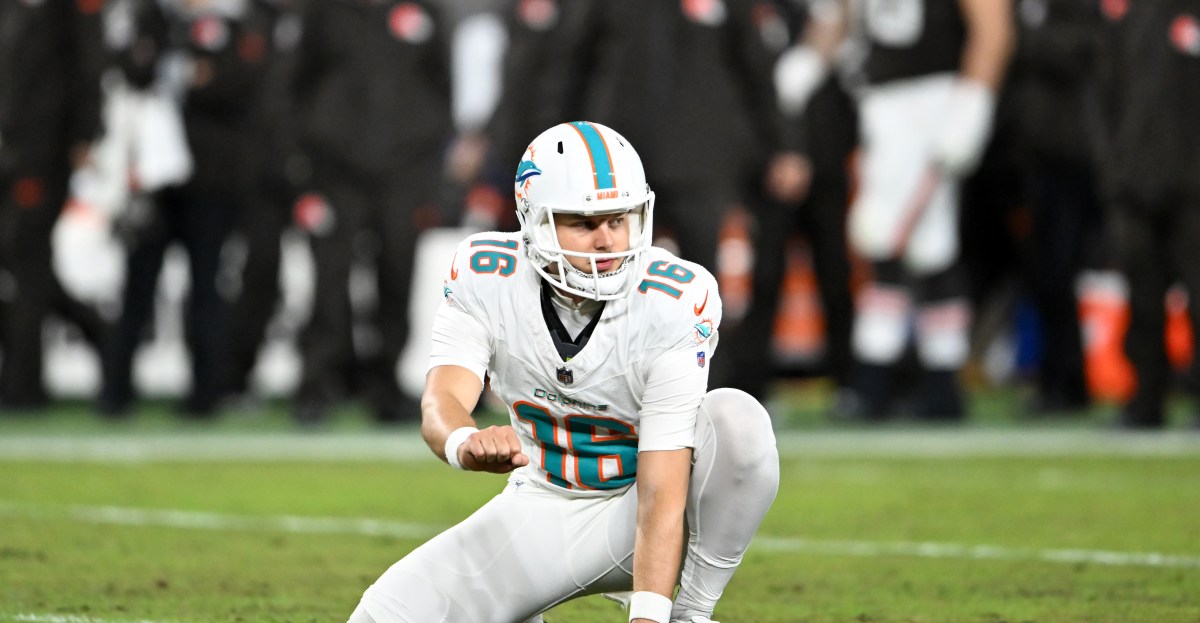 Jake Bailey wins punter competition - The Splash Zone 8/20/25