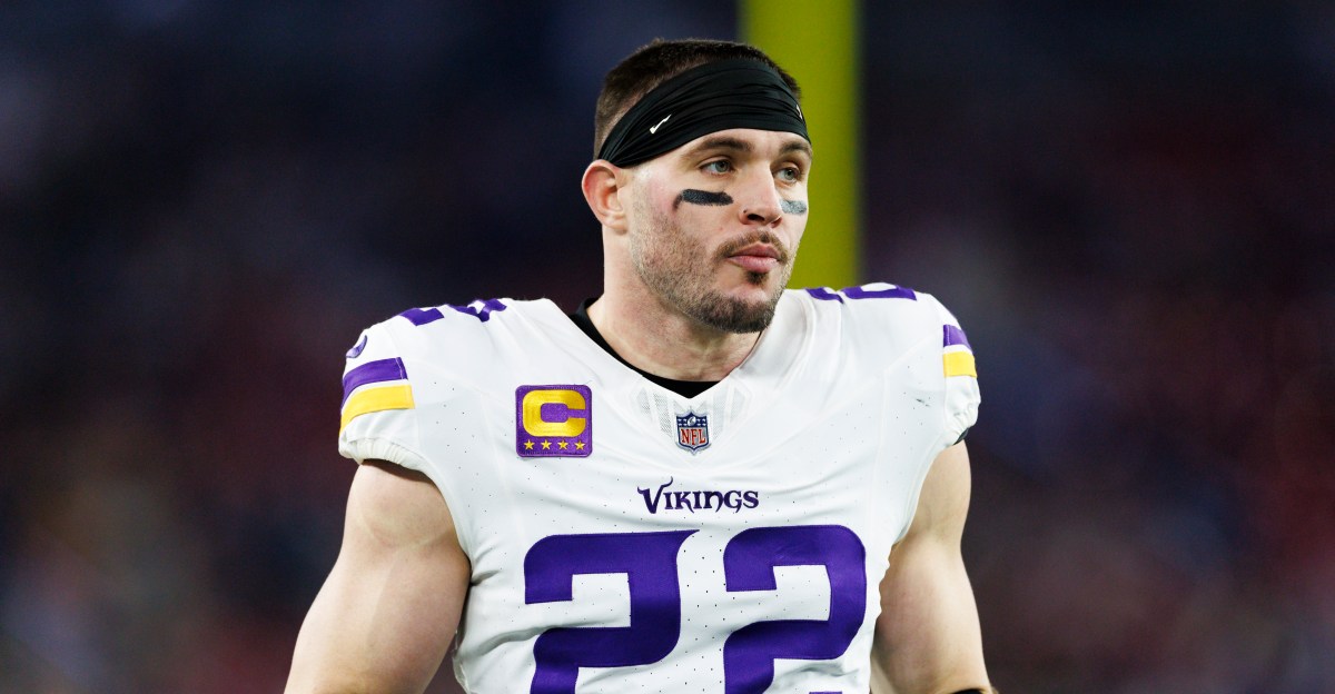 Harrison Smith Dealing with “Personal Health Issue”