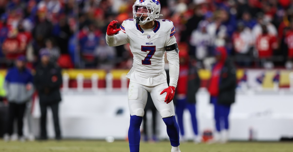 Taron Johnson injured in first quarter of preseason play