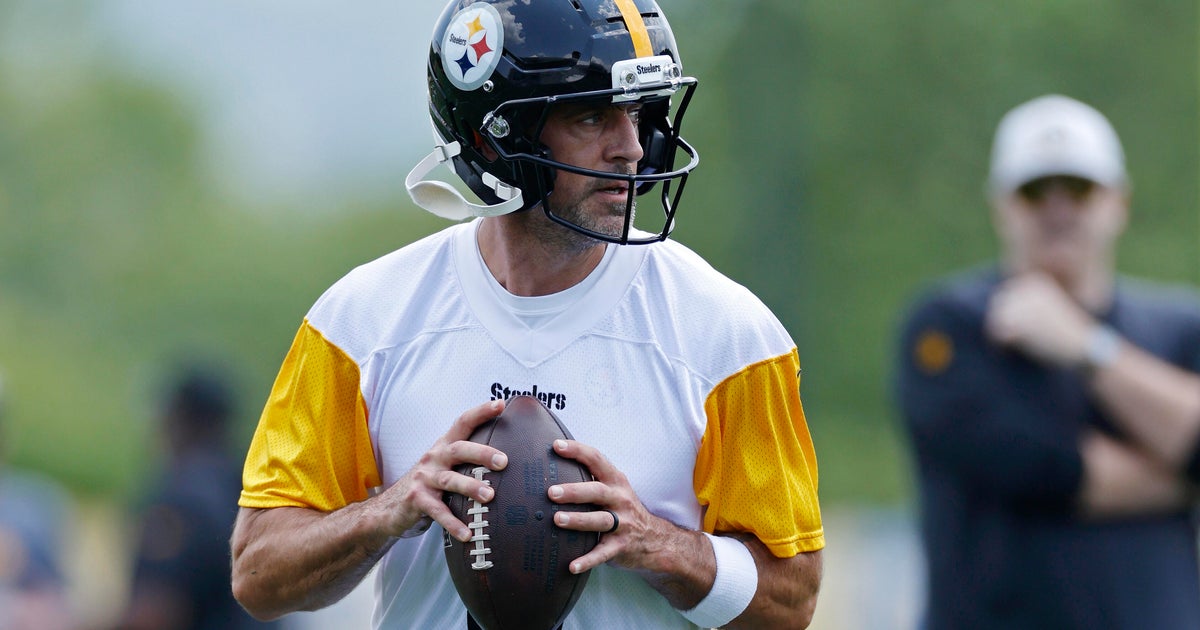 Steelers QB Aaron Rodgers is leaning into what might be his final training camp