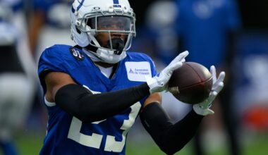 Colts veteran CB Kenny Moore II’s knee injury reportedly ‘not a major injury’