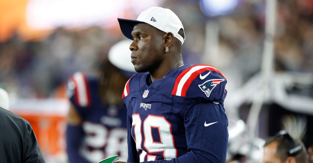 Patriots remain high on Keion White despite recent role change