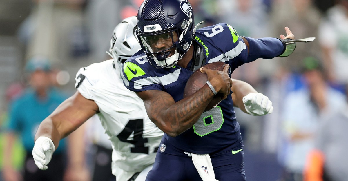 NFL Film Breakdown: Reviewing the Seahawks rookies versus the Raiders