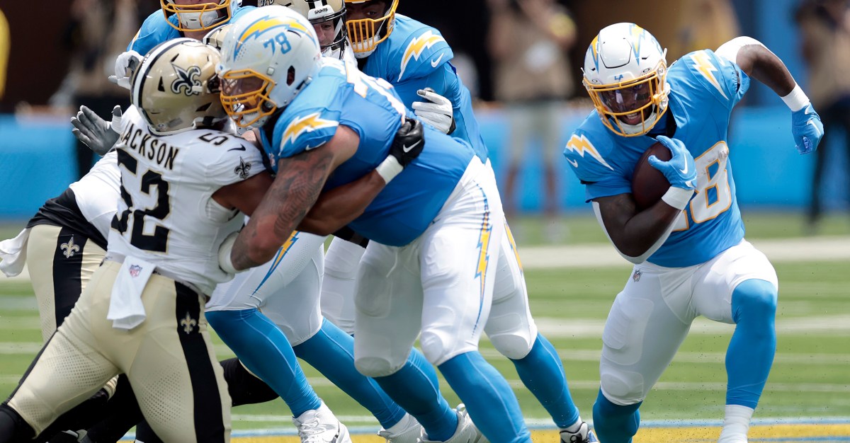 Chargers News: Vikings looking to add veteran WR