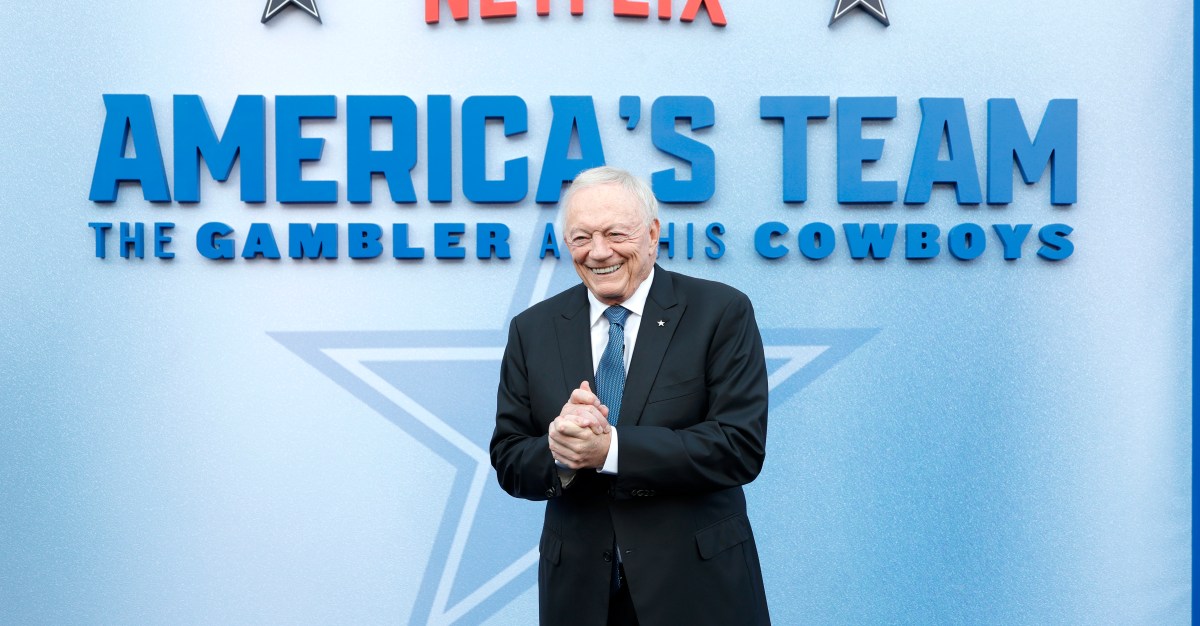 Dallas Cowboys trade: Jerry Jones’ power play over Micah Parsons