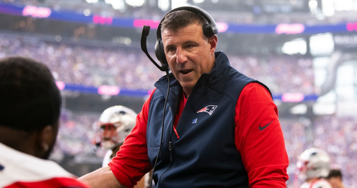 Mike Vrabel proclaims Patriots’ left guard competition wide open