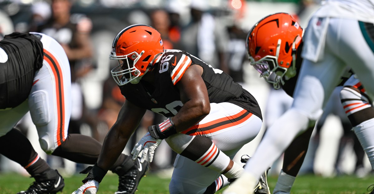 Cleveland Browns: Leaving comfort zone led Adin Huntington to the roster