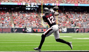 Texans cruise to victory over Carolina Panthers 20-3