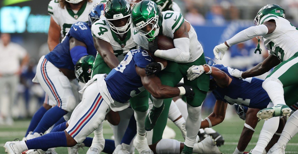 New York Giants DC Shane Bowen: ‘Flashes’ of good run defense