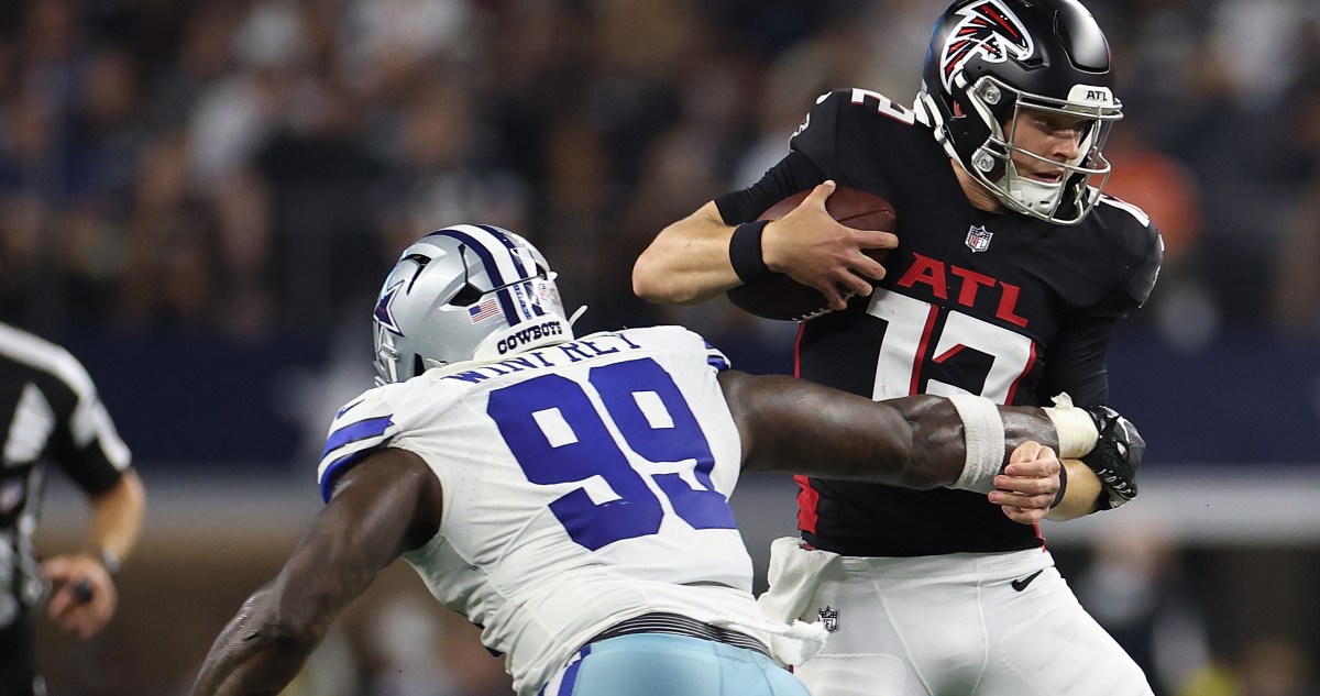 Dallas Cowboys news: Schottenheimer emotional for Perrion Winfrey making the team