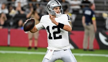 Raiders news: Aidan O’Connell injures right wrist