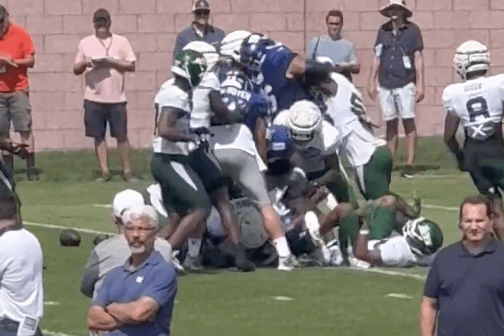 Giants and Jets get heated at joint practice.