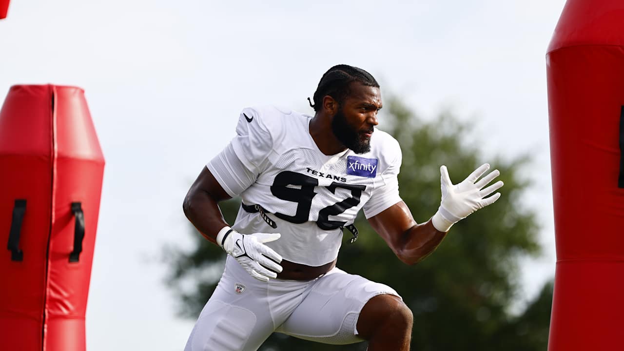 Training Camp Day 7 Was Hot and Physical