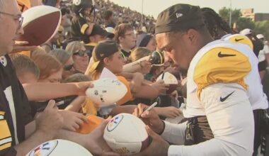 Pittsburgh Steelers fans soak in the excitement at annual Friday Night Lights practice