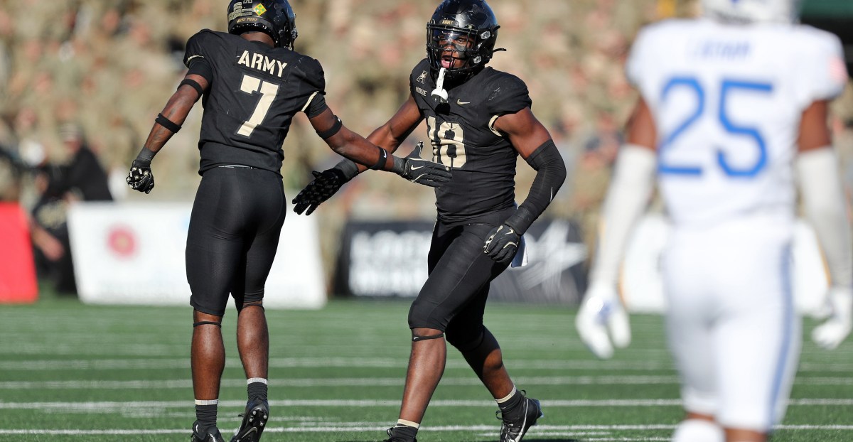 A Dozen Decisive ‘Dawgs: # 7 Elo Modozie