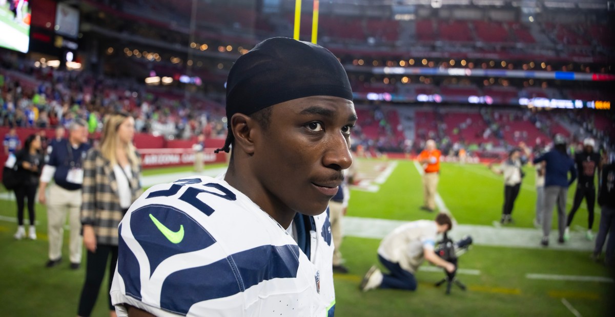 Pre-Snap Reads 8/28: Seahawks set practice squad