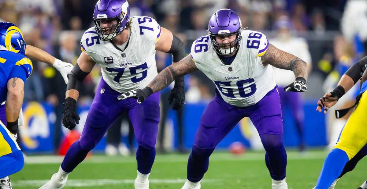 Twitter celebrates the Bengals signing Dalton Risner