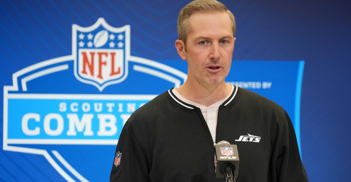 What’s with the hoopla around new NY Jets offensive tackle Esa Pole?