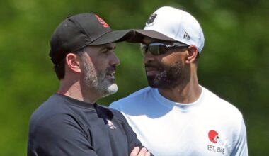 Browns QB situation is complicated, messy