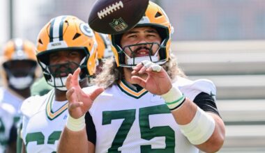 Packers’ center depth looks shaky so far