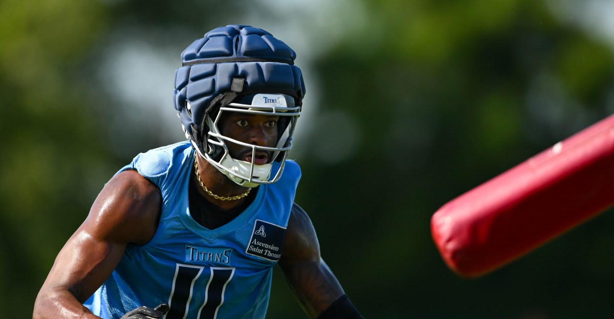 Van takes the blame, Simmons speaks and other Titans bullets