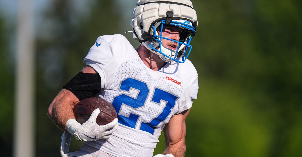 Detroit Lions waiving S Ian Kennelly, 2 others