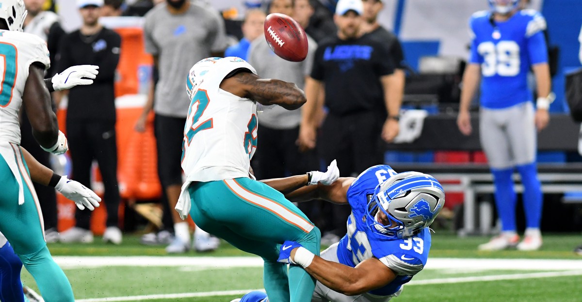 Detroit Lions stock report: Risers, fallers at every position vs. Dolphins