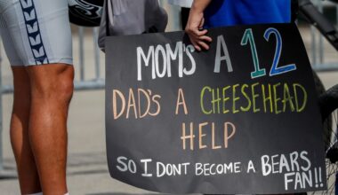 Seahawks, Packers trade blows, sprinkle in some football at joint scrimmage