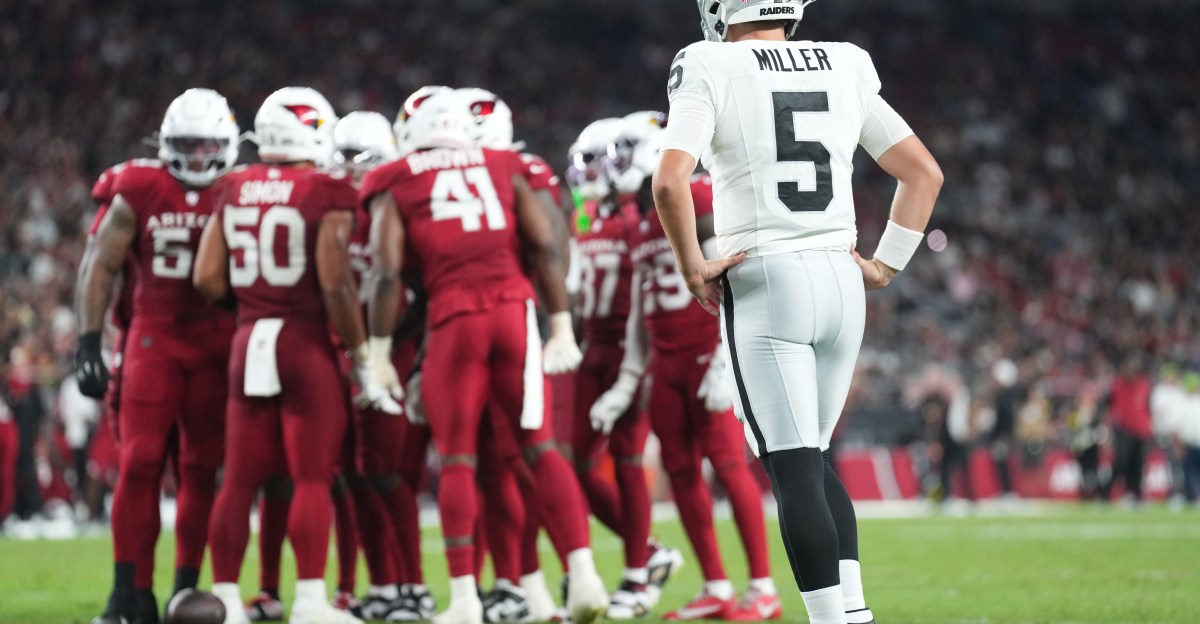 Las Vegas Raiders News: Raiders are in the search for a new back up QB