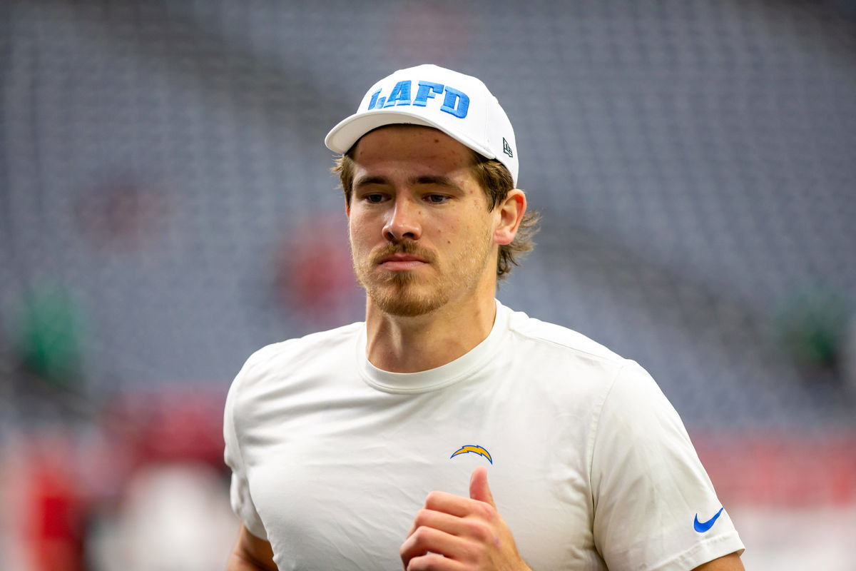 Tre Harris Makes Feelings Clear About Justin Herbert as QB Unlocks Rookie’s Potential at Chargers Camp