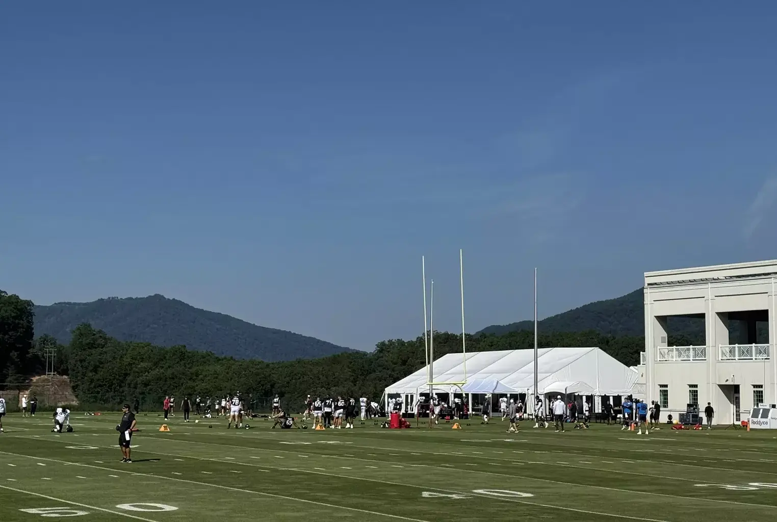 Defense Rules Houston Texans’ First Greenbrier Practice