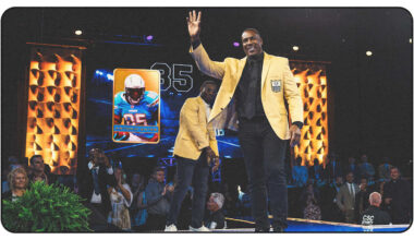 Antonio Gates Gets Gold Jacket Ahead of Hall of Fame Induction