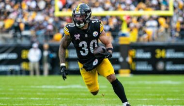 Fantasy football rankings 2025: Busts by proven NFL model that called Raheem Mostert's regression