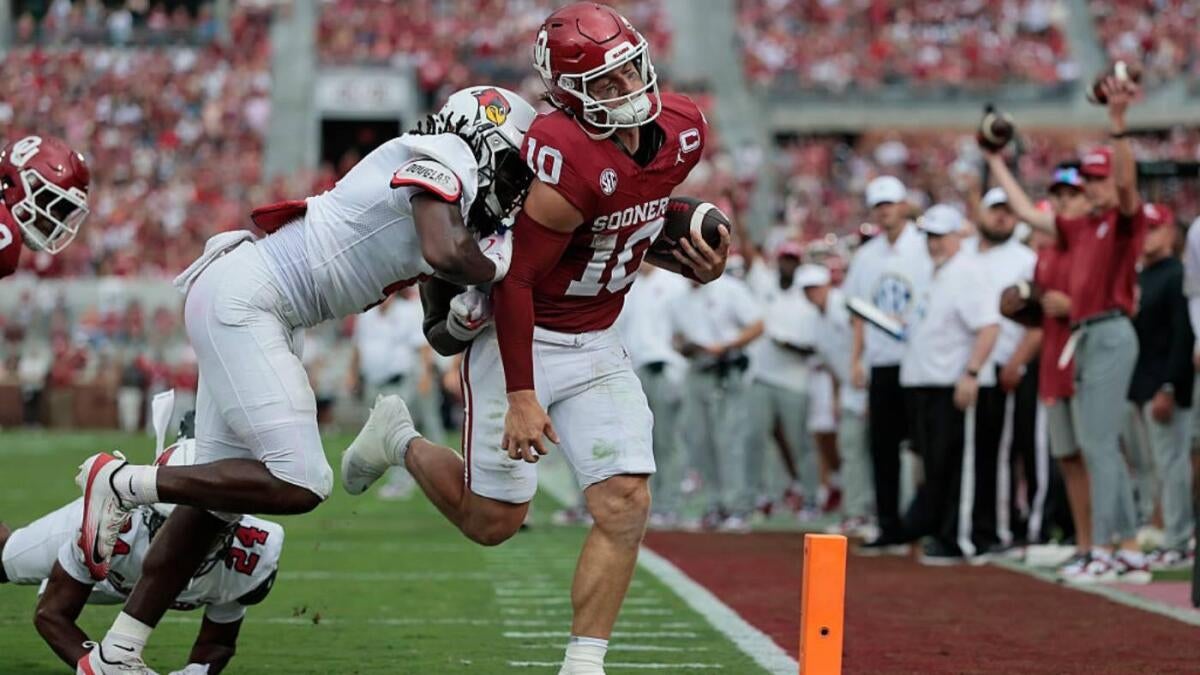 College football scores, rankings, highlights in Week 1: Michigan, Oklahoma cruise ahead of massive clash