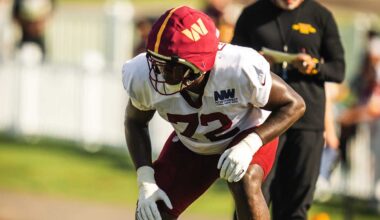 Training camp notebook | Conerly taking tips, tricks from both sides of the ball