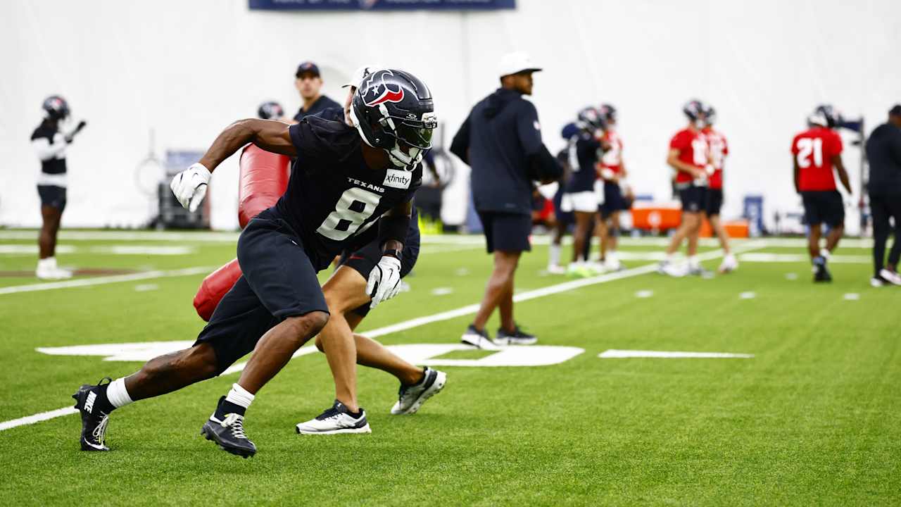 Harris Hits: Training Camp Day 13