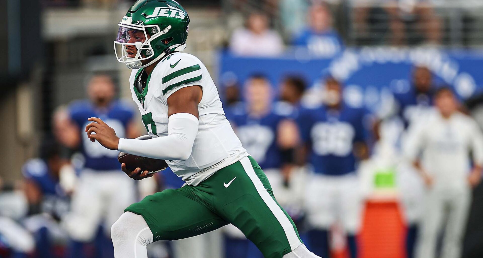 Jets OC gives straightforward answer when pressed about Fields