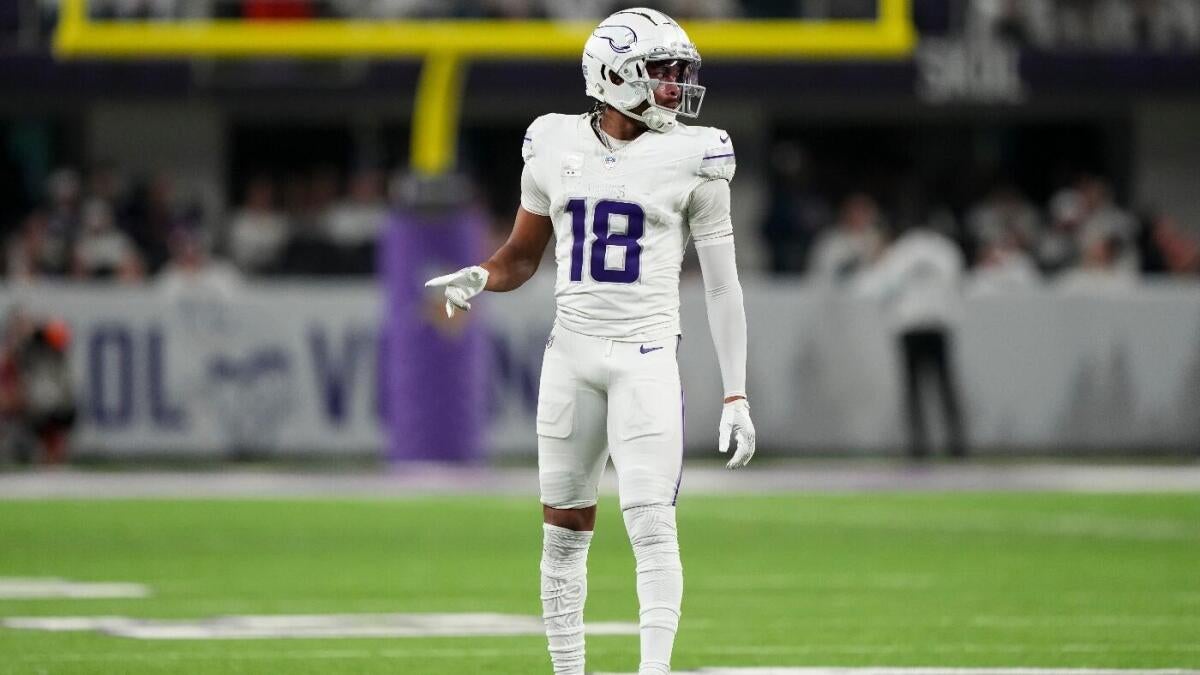 2025 Fantasy football positional rankings: NFL model makes best QB, WR, RB, TE, kicker, defense picks