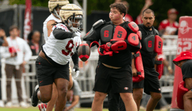 Kalia Davis steps up with ‘good camp’ after 49ers’ departures – NBC Sports Bay Area & California