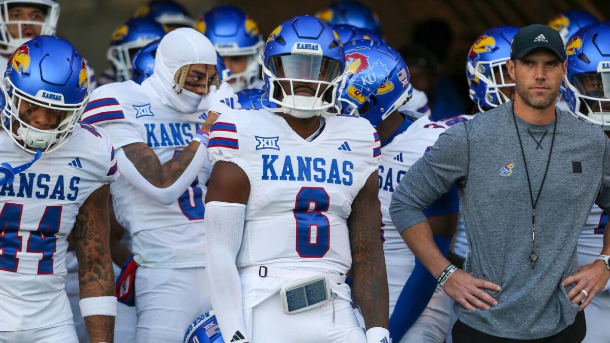 Kansas vs. Fresno State prediction, odds, best bets: Model's top free college football picks for Week 0, 2025