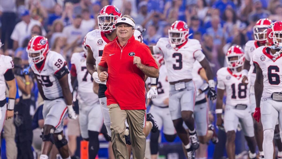 College football odds: Georgia, Notre Dame among best win total bets to make ahead of 2025 season