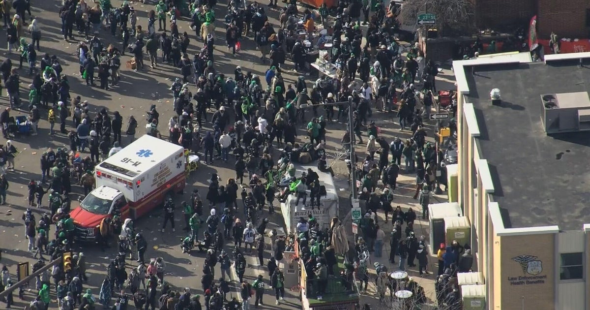 shooting 23rd and Spring Garden eagles parade