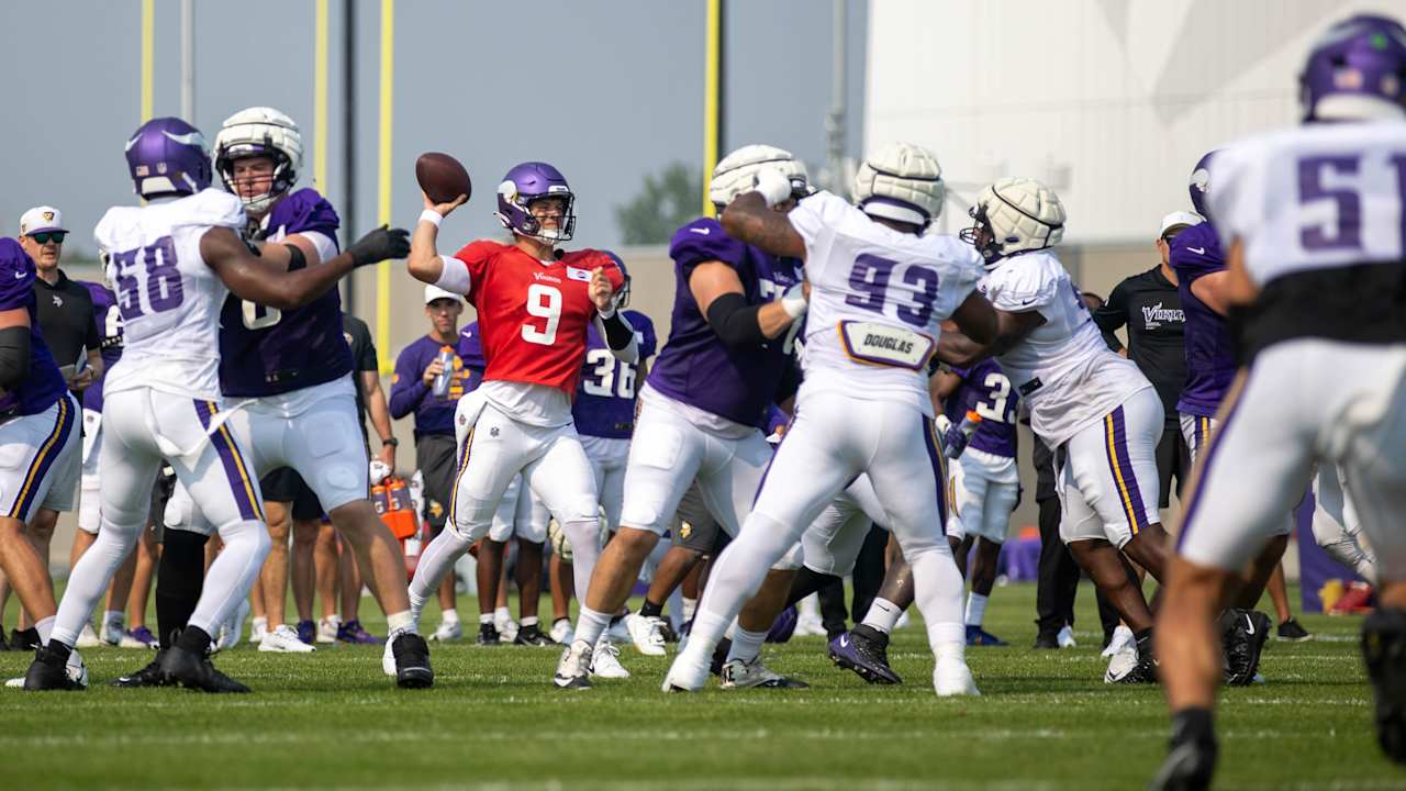 J.J. McCarthy & O-Line Progress Through Challenges from Vikings Defense
