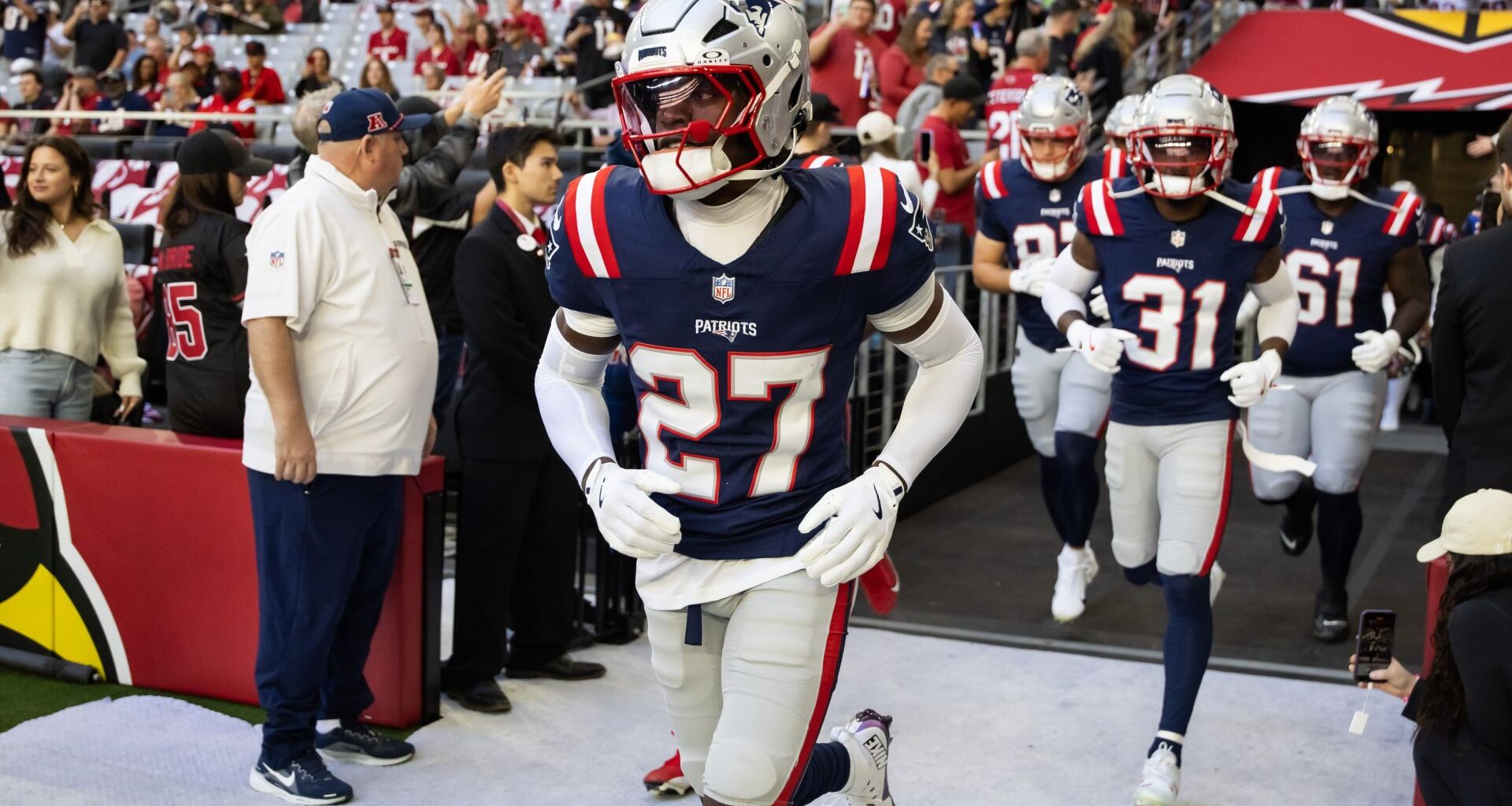 Patriots Cornerback Suffers Torn ACL