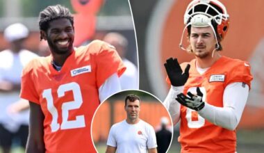 Browns 'more than likely' to carry four quarterbacks to open season