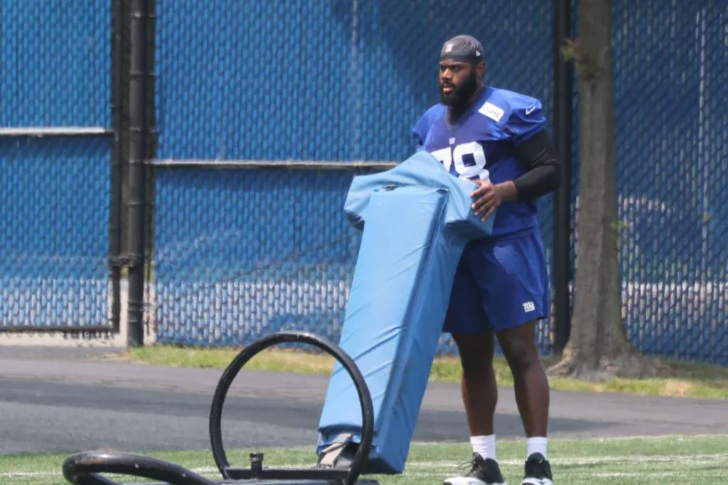 Andrew Thomas' Giants status remains mystery with a ticking clock