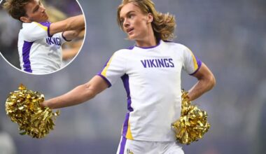 Vikings' male cheerleaders hit back in post after fan backlash