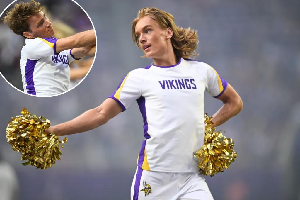 Vikings' male cheerleaders hit back in post after fan backlash