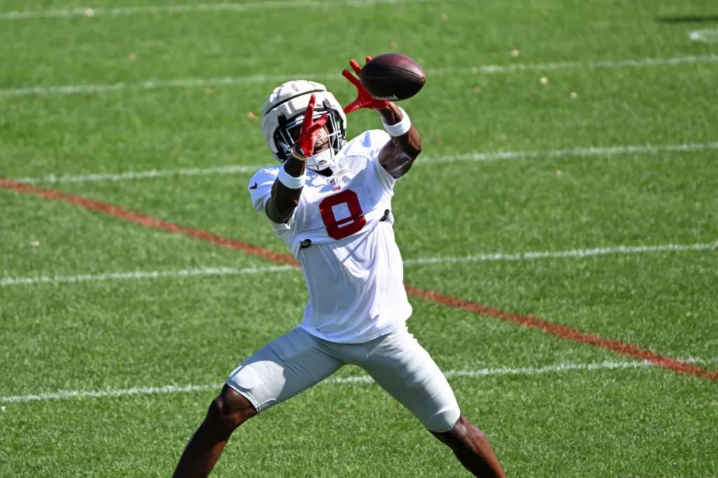 Beaux Collins continues to make his Giants roster case