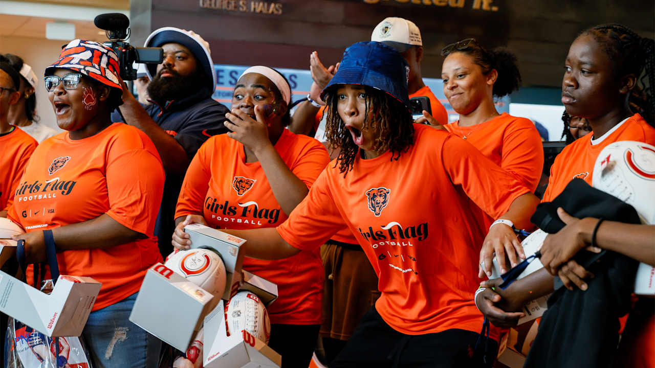 Bears President and CEO Kevin Warren, wife Greta gift Nike cleats to five girls flag football teams